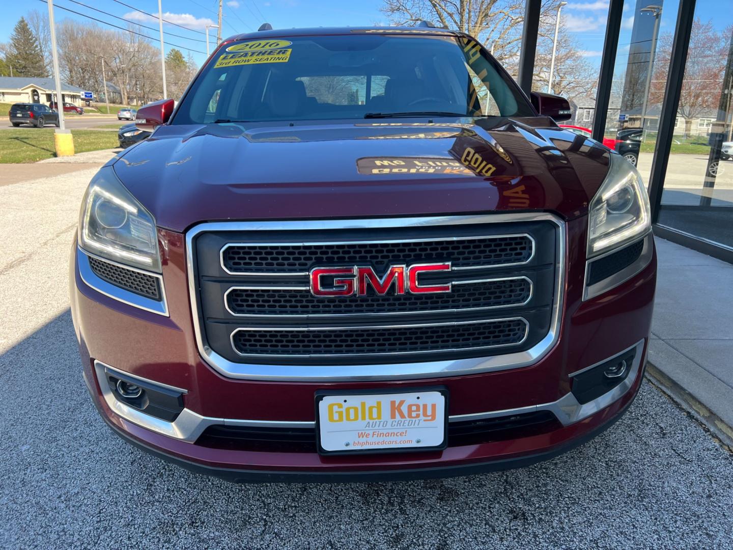 2016 Crimson Red Tintcoat GMC Acadia SLT-1 FWD (1GKKRRKD9GJ) with an 3.6L V6 DOHC 24V engine, 6-Speed Automatic transmission, located at 1633 W Kimberly, Davenport, IA, 52806, (563) 323-5341, 41.559456, -90.598732 - Photo#2